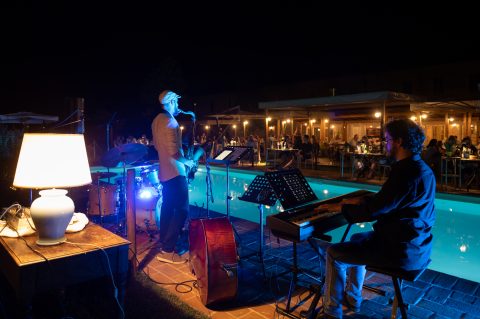 osteria favorita musica e cena in giardino
