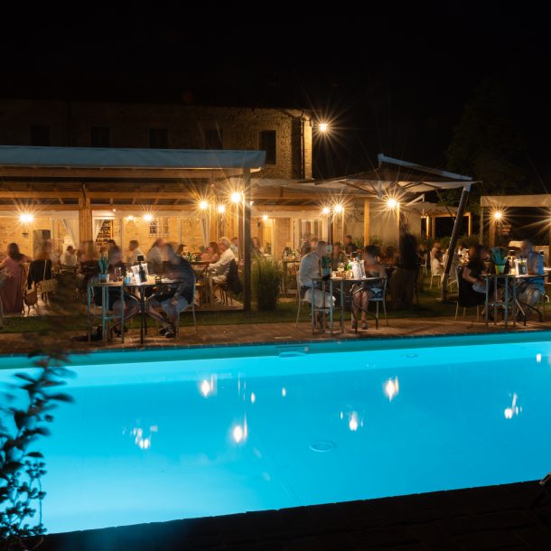 osteria favorita cena e musica in giardino